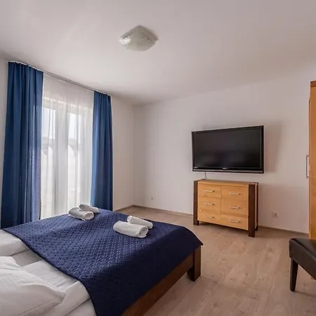 Horyzont - Kapitanski Mostek- Blisko Portu- Sniadania Apartment