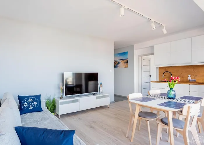 Wonder - Kapitański Mostek Ii * Kołobrzeg