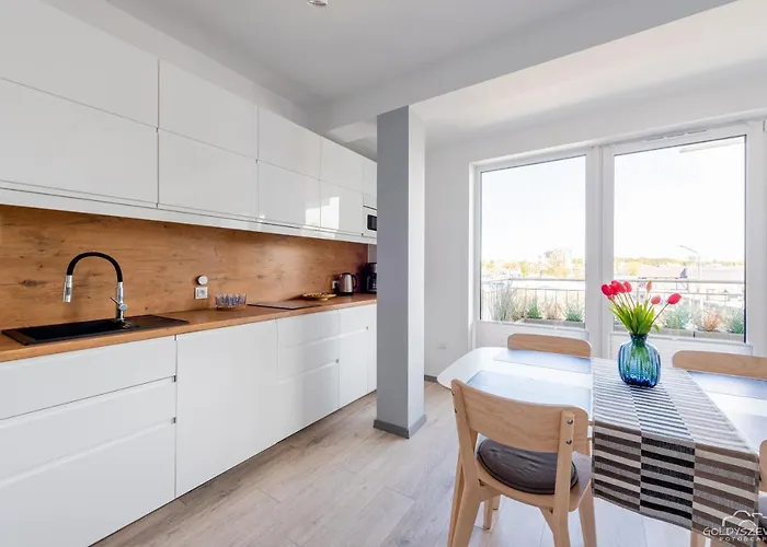 Wonder - Kapitański Mostek Ii Kołobrzeg